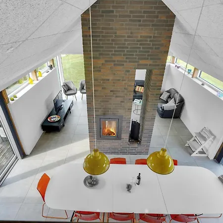 Semesterbostad Cozy In Haderslev With Sauna