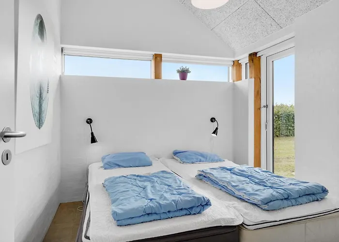 Cozy In Haderslev With Sauna Feriehus *